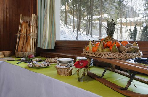 Hotel Eliova L'Eau Vive Chatel Exterior photo